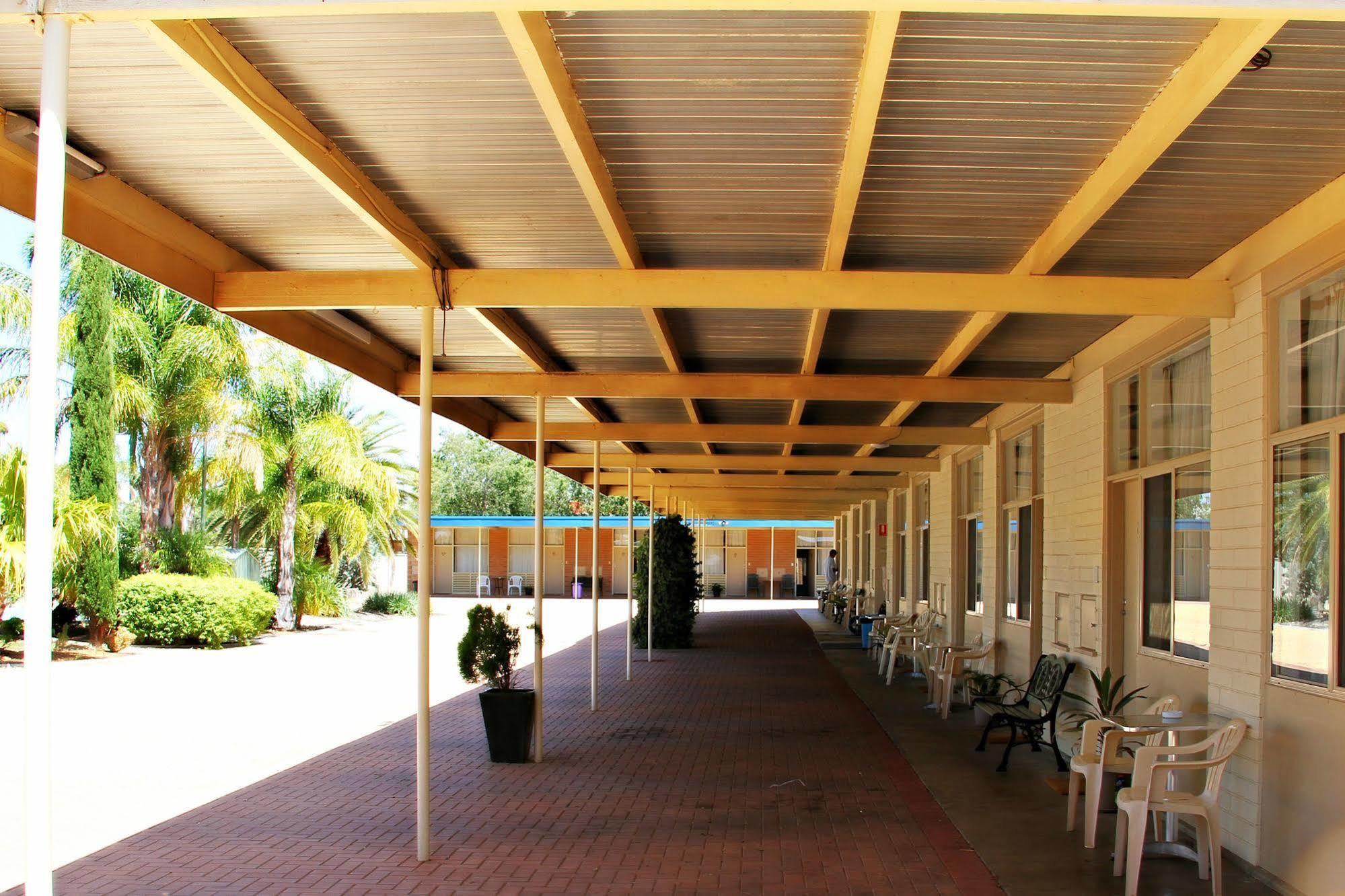 Renmark Motor Inn Exteriör bild